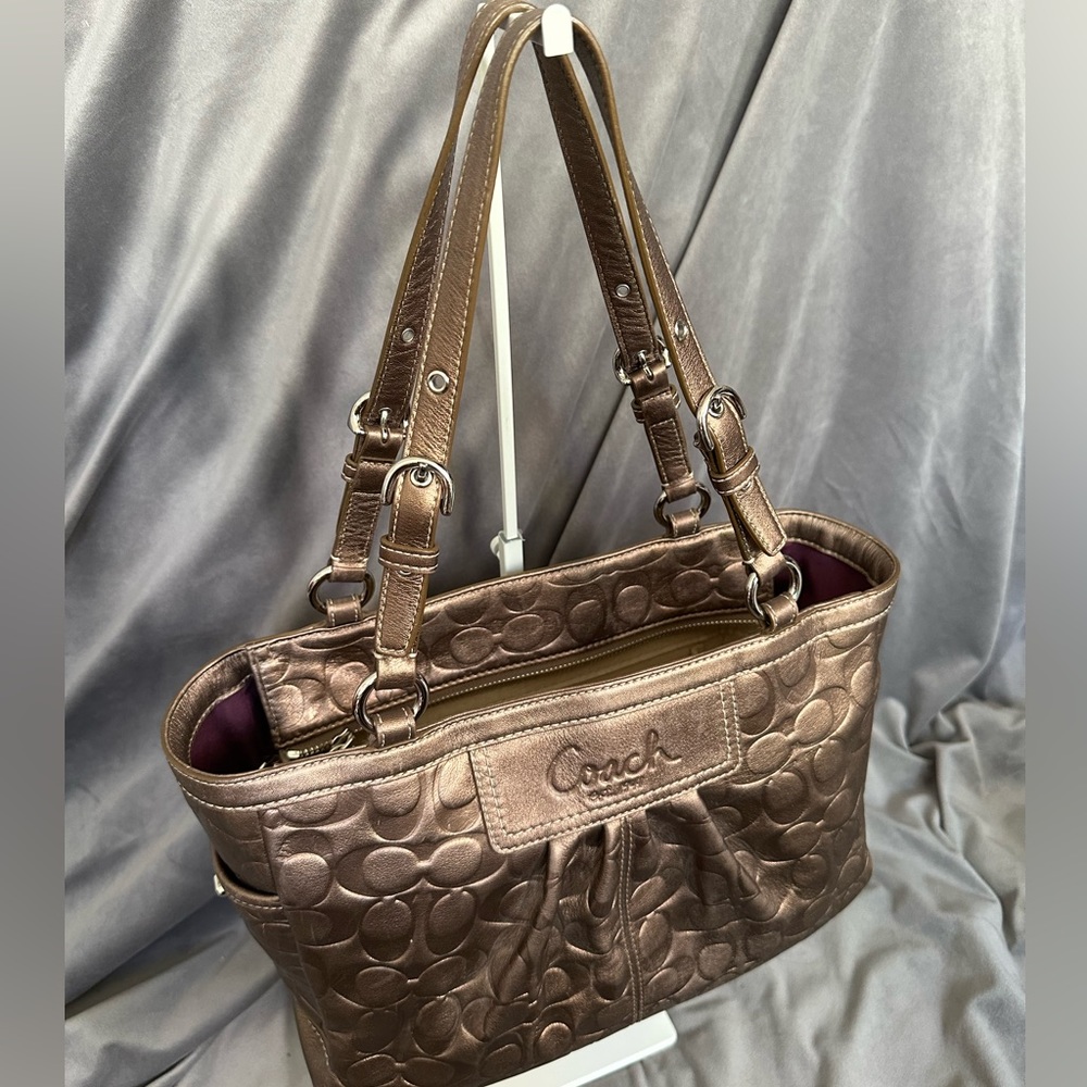 Coach Metallic Large Tote with Dust Bag • Embossed Monogram Coach • Gold Bronze - Picture 4 of 16